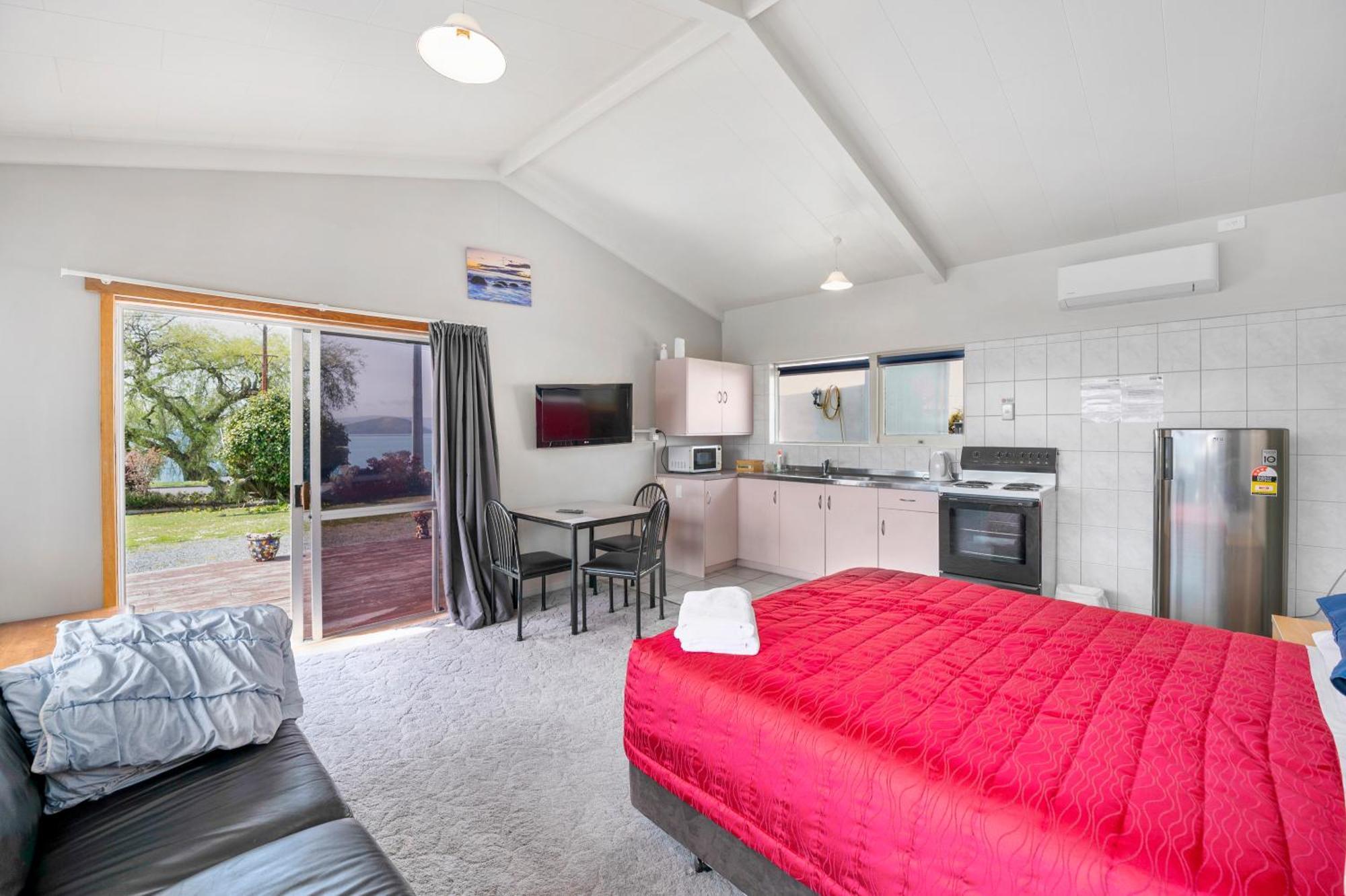 Jack&Di's Lakefront Motel Rotorua Buitenkant foto